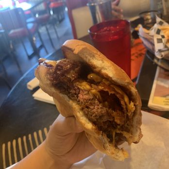 Cool Cat Cafe - Burgers Near Me - Kihei, Hawaii