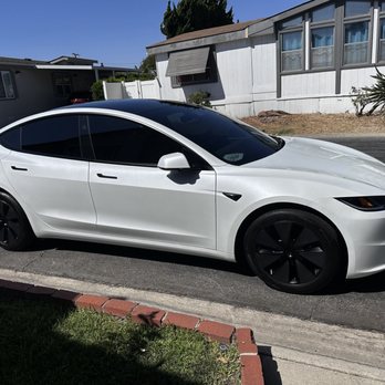 Car City Custom - Car Window Tinting Near Me - Long Beach, California Car City Custom - Car Window Tinting Near Me - Long Beach, California