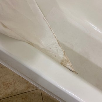 Ashworth by the Sea - Dirty shower curtain - Hotels Near Me - Hampton, New Hampshire Ashworth by the Sea - Dirty shower curtain - Hotels Near Me - Hampton, New Hampshire