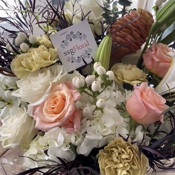 ssgFloral - Anniversary - Floral Designers Near Me