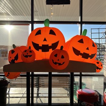 FiiZ Drinks - It's spooky in here! :) - Juice Bars & Smoothies Near Me - North Ogden, Utah FiiZ Drinks - It's spooky in here! :) - Juice Bars & Smoothies Near Me - North Ogden, Utah