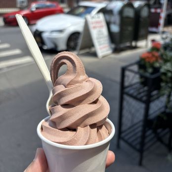 Pasta Louise Cafe - Raspberry Chocolate Soft Serve - Italian Near Me - Brooklyn, New York Pasta Louise Cafe - Raspberry Chocolate Soft Serve - Italian Near Me - Brooklyn, New York