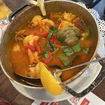 O Pipo Tavern - Shrimp Portuguese style - Portuguese Near Me - Newark, New Jersey O Pipo Tavern - Shrimp Portuguese style - Portuguese Near Me - Newark, New Jersey