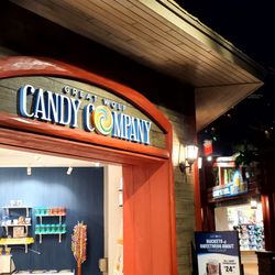 Great Wolf Candy - Entrance to the Great Wolf Candy Company.