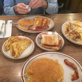 Salonica - Pancakes, French toast, bacon, eggs, hash browns, & regular toast. - Diners Near Me - Chicago, Illinois Salonica - Pancakes, French toast, bacon, eggs, hash browns, & regular toast. - Diners Near Me - Chicago, Illinois