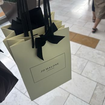 Nordstrom Bellevue Square - Department Stores Near Me - Bellevue, Washington