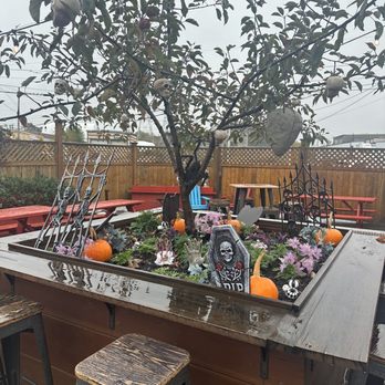 Far From The Tree Cider - Cideries Near Me - Salem, Massachusetts