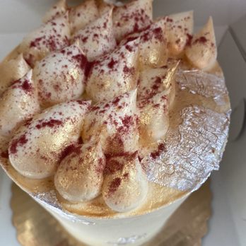 Crumb Bum Bakery - Cupcakes Near Me - Littleton, New Hampshire