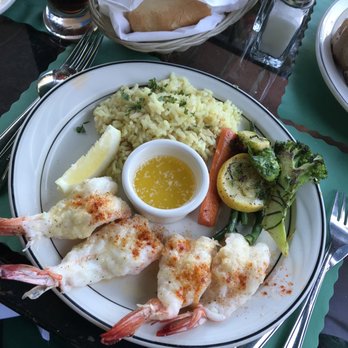 Blue Ridge Inn - New American Near Me - Wrightwood, California