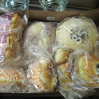 85°C Bakery Cafe-Irvine - all the bread - Coffee & Tea Near Me - Irvine, California