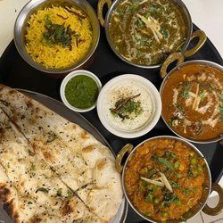 Namasté Inde - Combo vegetarian avec garlic nan
