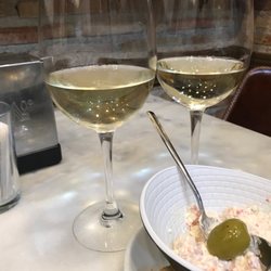 Mi Hermano y Yo - Vino  y tapas