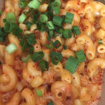 Ma'ono Fried Chicken - Mac n cheese - Sandwiches Near Me - Seattle, Washington