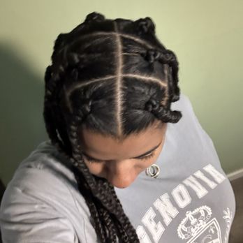 The mobile braider - Knotless braids - Hair Extensions Near Me
