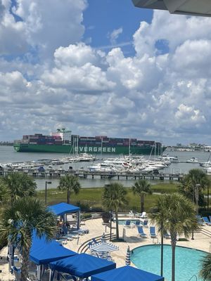 The Beach Club at Charleston Harbor Resort and Marina by null