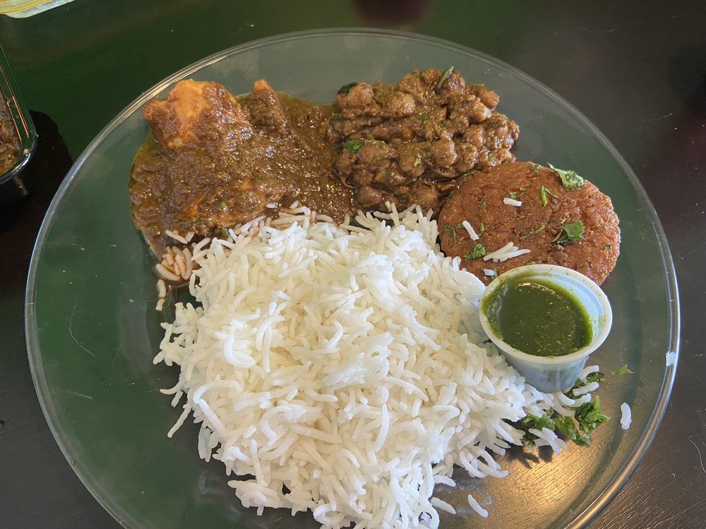 THE INDIAN AROMA KITCHEN 486 Grantham Avenue, St. Catharines, Ontario