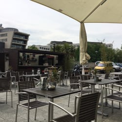 Hudson's - Beer garden