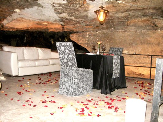Alux Restaurant Bar and Lounge by null