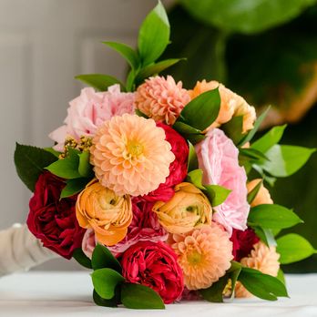 Lemon Leaf Florist - Florists Near Me - Lakeway, Texas