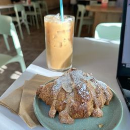 Strawberry latte with a almond croissant Strawberry latte with a almond croissant