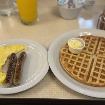 The Pancake Chef - Scrambled egg and sausage link waffle - American Near Me - SeaTac, Washington The Pancake Chef - Scrambled egg and sausage link waffle - American Near Me - SeaTac, Washington