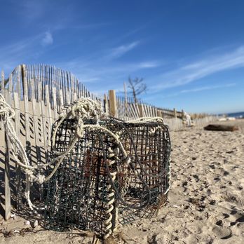 Green Hill Beach - Beaches Near Me - Wakefield, Rhode Island
