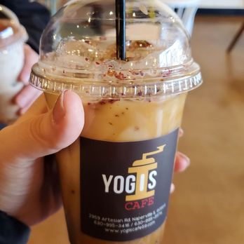 Yogi's Cafe - Rose Latte - Coffee & Tea Near Me - Naperville, Illinois