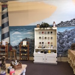 Lighthouse Candles - We offer a large selection of candle warmers and tart burners.