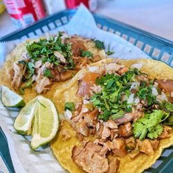 Carnitas & Taqueria Michoacan - Tacos de Carnitas