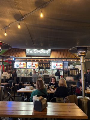 La Central Beer & Wine Garden by null