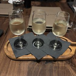 The Carver's Reserve - Wine flight