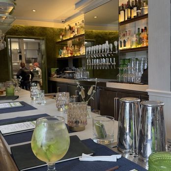 Queenstown Del Mar - Burgers Near Me - Del Mar, California Queenstown Del Mar - Burgers Near Me - Del Mar, California