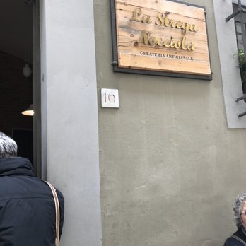 La Strega Nocciola - Ice Cream & Frozen Yogurt Near Me - Florence, FI