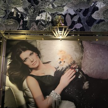 Pinky's By Vanderpump - Lisa Vanderpump photo at the entrance - Cocktail Bars Near Me - Las Vegas, Nevada