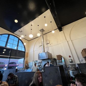East End - Inside - Pizza Near Me - Alameda, California