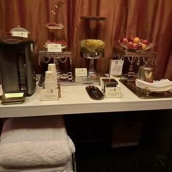 O Skin Medspa - Some light snacks for the customers while waiting. - Skin Care Near Me - Cerritos, California O Skin Medspa - Some light snacks for the customers while waiting. - Skin Care Near Me - Cerritos, California