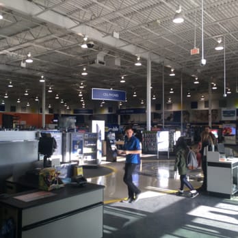 Best Buy - Store - Electronics Near Me - Etobicoke, Ontario Best Buy - Store - Electronics Near Me - Etobicoke, Ontario