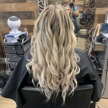 Nanda’s Lavish Looks - Baby light and style - Makeup Artists Near Me - Sacramento, California Nanda’s Lavish Looks - Baby light and style - Makeup Artists Near Me - Sacramento, California