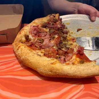 Mellow Mushroom - Bars Near Me - Branson, Missouri