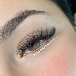 Bella Eyelashes