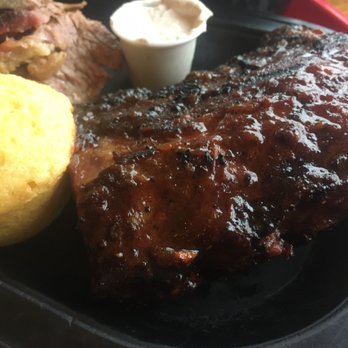 Skeeter's BBQ - Some Smokey Bones (eg quarter slab of their ribs) - Barbeque Near Me - Shamokin Dam, Pennsylvania