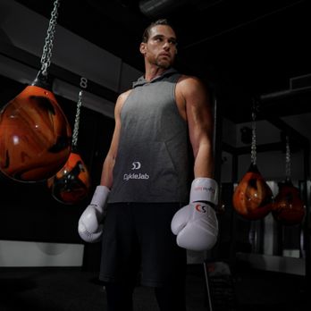 V3Perform - 20 minutes boxing on aqua punching bags. 20 minutes cykling on core-controlled, leaning bikes. - Boxing Near Me - Miami Shores, Florida V3Perform - 20 minutes boxing on aqua punching bags. 20 minutes cykling on core-controlled, leaning bikes. - Boxing Near Me - Miami Shores, Florida
