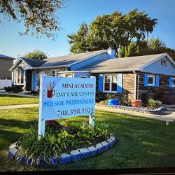 Mini Academy - At Mini Academy we care for children aged 15 months to 6 years. Schedule a visit today!