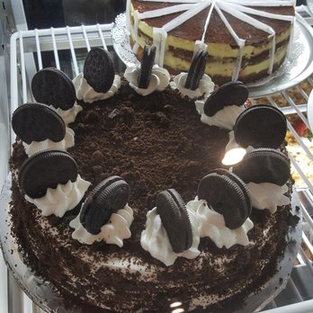 Maplewood Diner - Oreo cake - American Near Me - Maplewood, New Jersey Maplewood Diner - Oreo cake - American Near Me - Maplewood, New Jersey