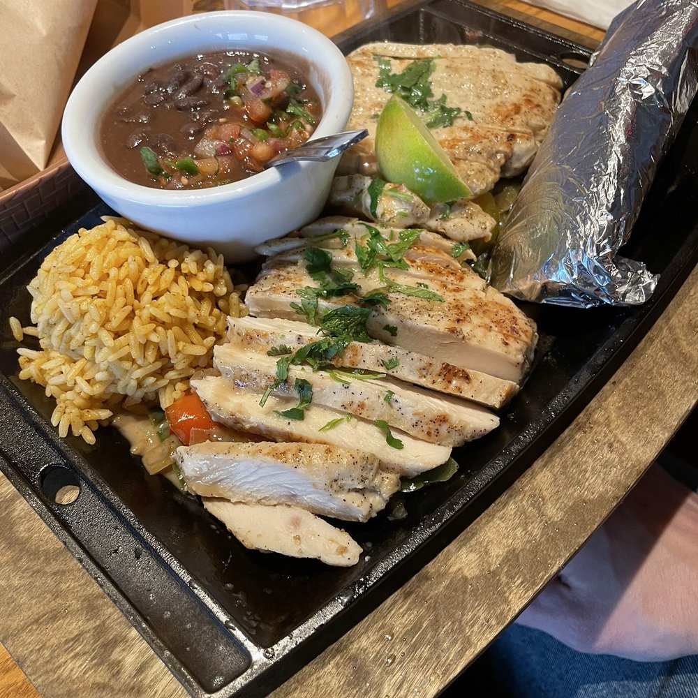 Chili's - Chicken Fajitas - Bars Near Me - Cincinnati, Ohio
