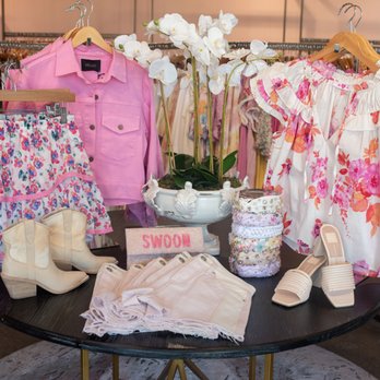 Swoon Boutique Lafayette - Women's Clothing Near Me - Lafayette, Louisiana Swoon Boutique Lafayette - Women's Clothing Near Me - Lafayette, Louisiana