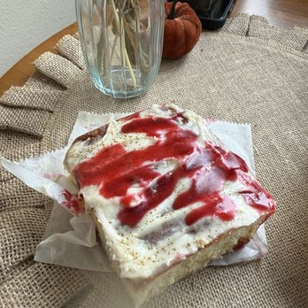 Poppy Bakery - Bakeries Near Me - Milwaukee, Wisconsin