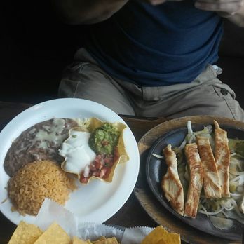 El Real Mexican Grill - Chicken Fajitas - Mexican Near Me - Bethlehem, Georgia El Real Mexican Grill - Chicken Fajitas - Mexican Near Me - Bethlehem, Georgia