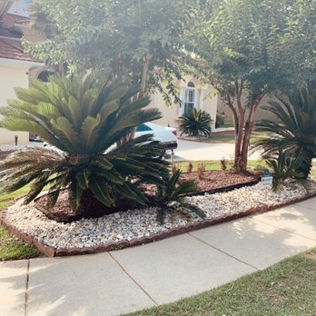 Coastline Landscaping - Beautiful residential landscape job located in Daphne AL. - Landscaping Near Me - Daphne, Alabama Coastline Landscaping - Beautiful residential landscape job located in Daphne AL. - Landscaping Near Me - Daphne, Alabama
