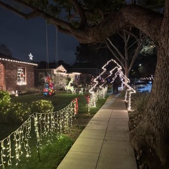 Willow Glen Holiday Lights - Festivals Near Me - San Jose, California Willow Glen Holiday Lights - Festivals Near Me - San Jose, California